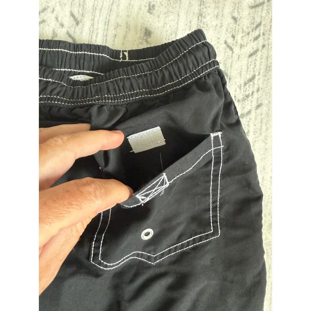 Tailer Pal Love features brand